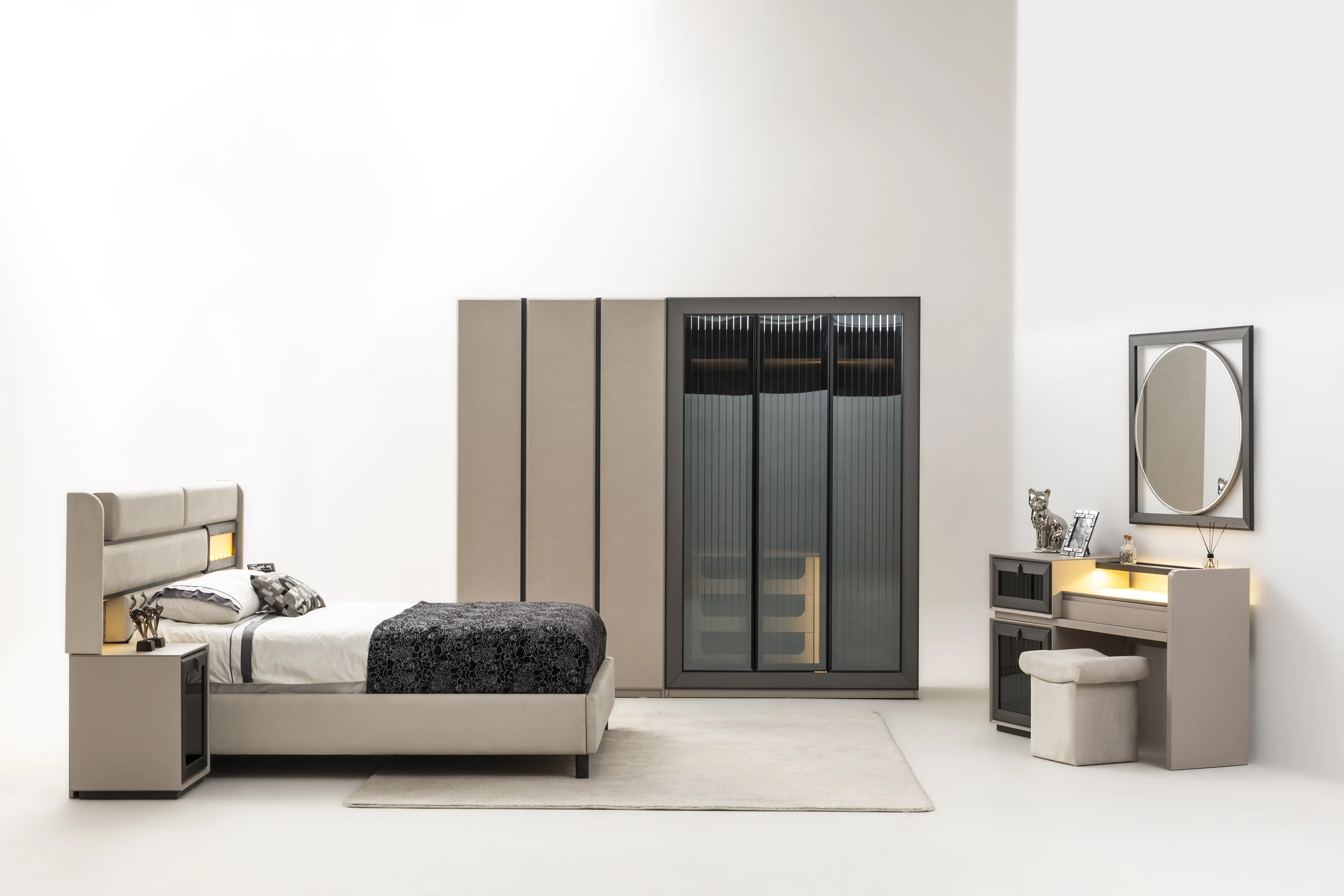 TESLA YATAK ODASI TAKIMI