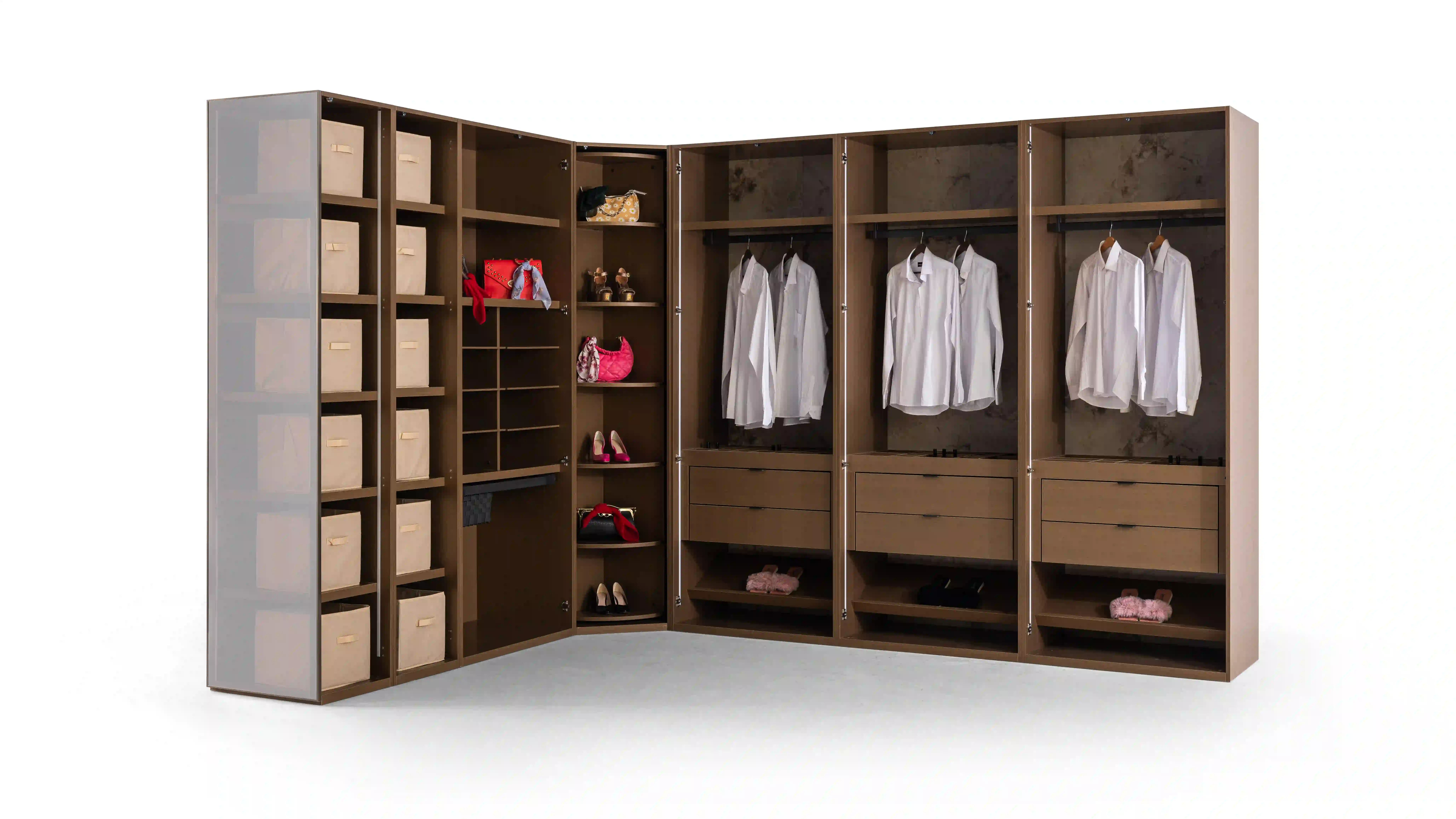 MOCHA GİYİNME ODASI