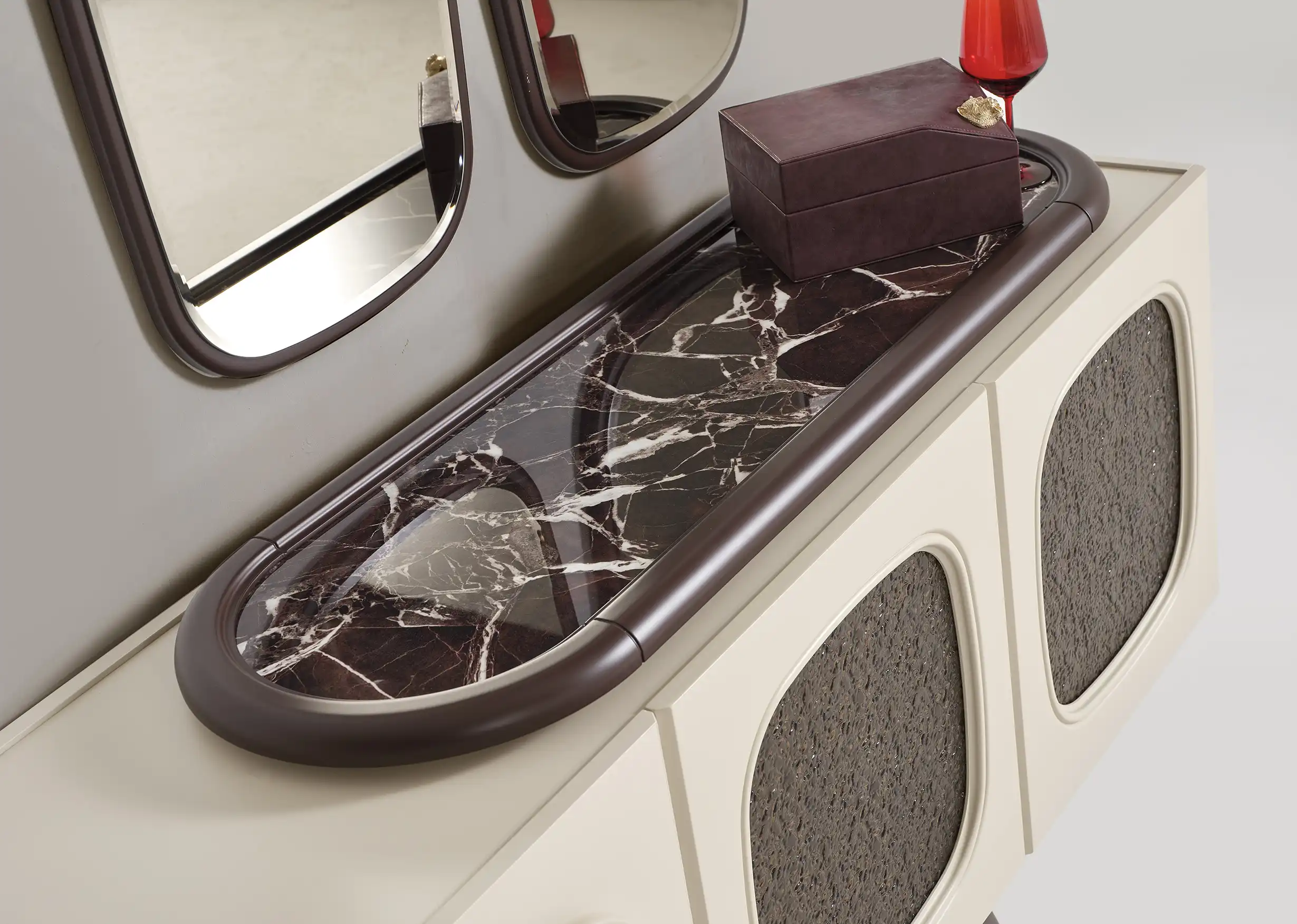 LEONORA YEMEK ODASI TAKIMI